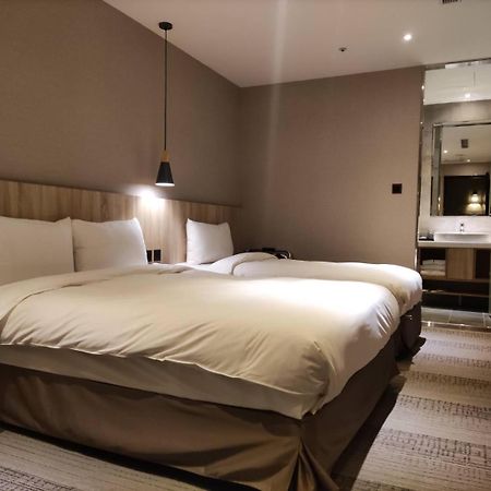 N Hotel Тайбэй Экстерьер фото