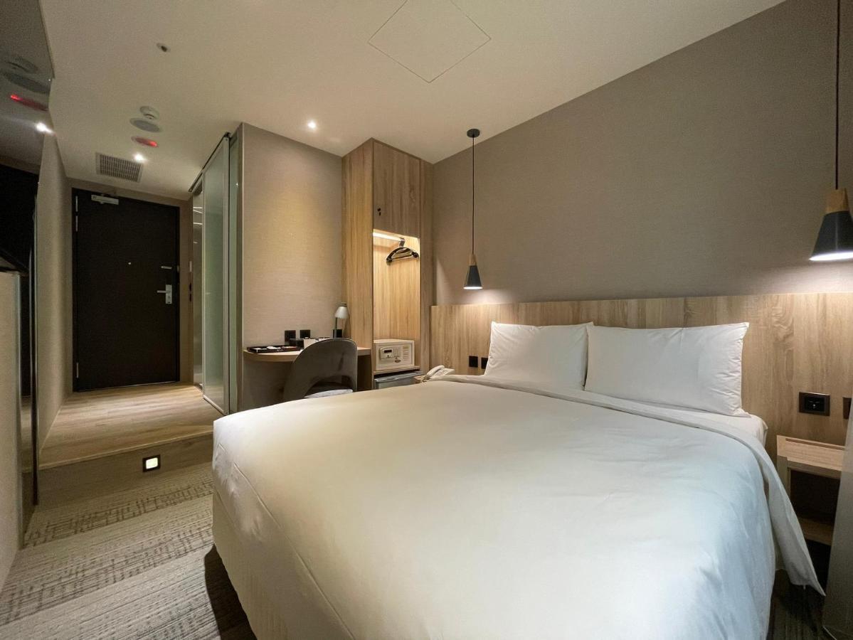 N Hotel Тайбэй Экстерьер фото