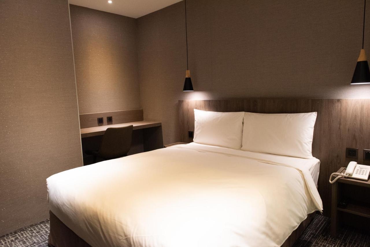 N Hotel Тайбэй Экстерьер фото
